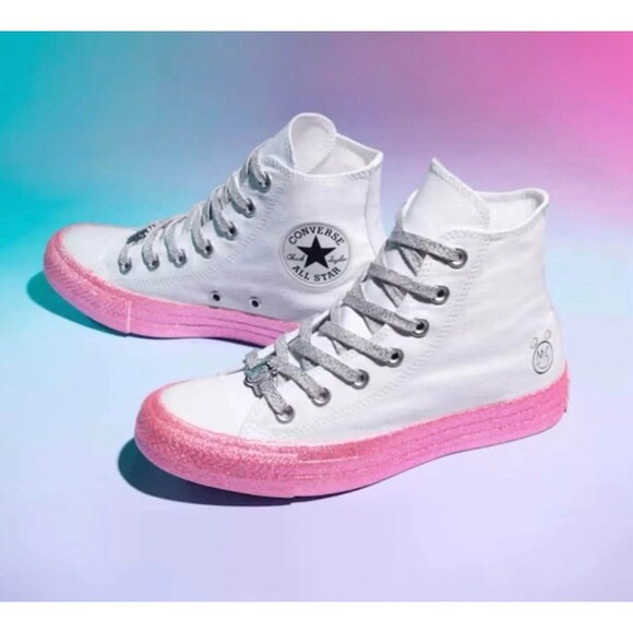 Miley Cyrus x Converse Pink Glitter 2018 – Women’s Size 9 – Brand New - Picture 1 of 8